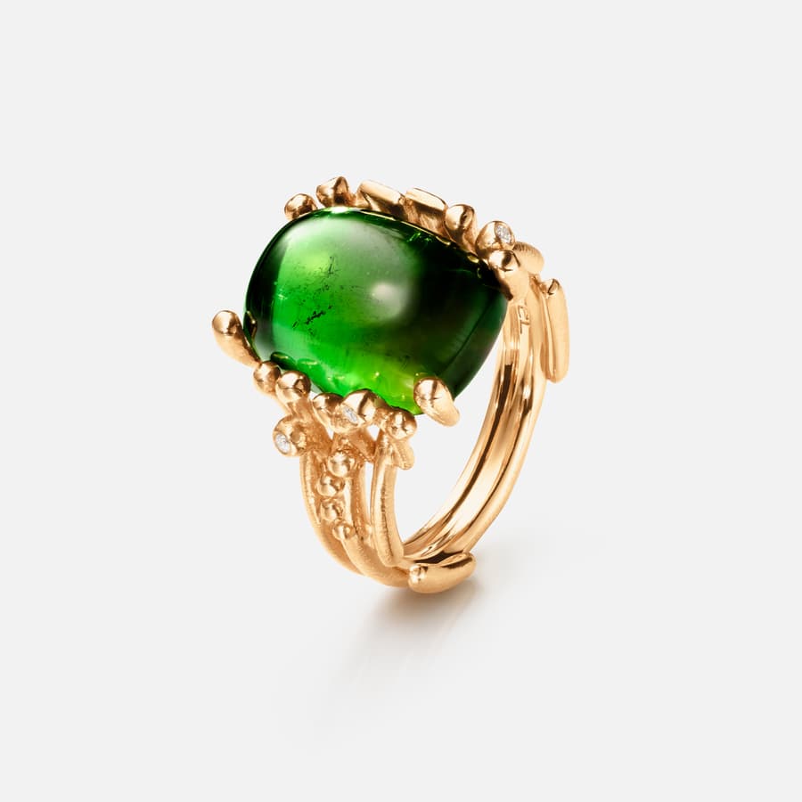 BoHo Ring Medium in Gold with Green Tourmaline and Diamonds  |  Ole Lynggaard