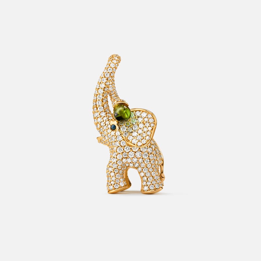 Elephant Pendant with 536 Pavé-set Diamonds in 18 Karat Yellow Gold   |  Ole Lynggaard 