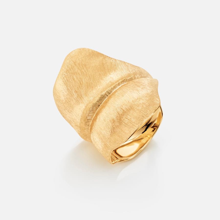 Leaves Collection Ring in 18 KaratYellow Gold | Ole Lynggaard 