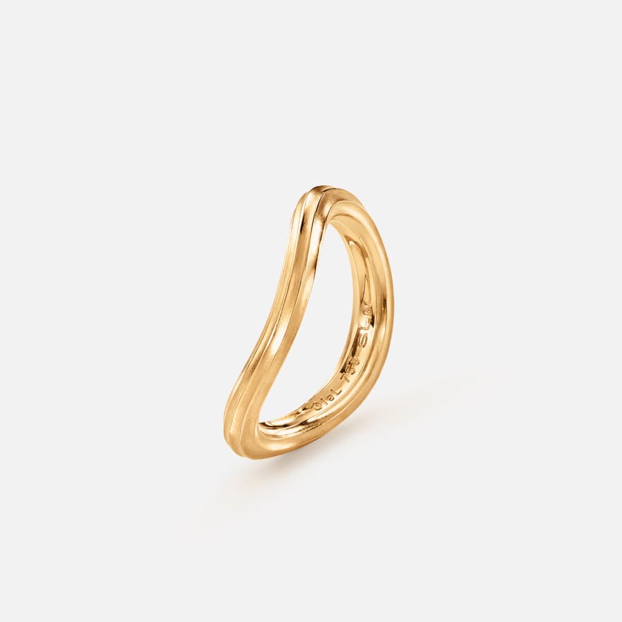 Under The Sea ring in 18 karat yellow gold | Ole Lynggaard