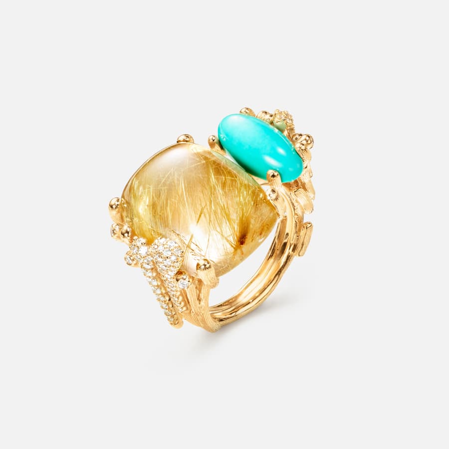 BoHo ring double pavé in yellow gold with rutile quartz, turquoise, and brilliant-cut diamonds | Ole Lynggaard
